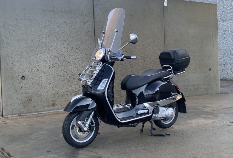 Piaggio Vespa GTS 300 ie Touring | Waregem Motors BV