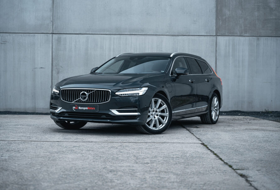 Volvo V90 T8 05