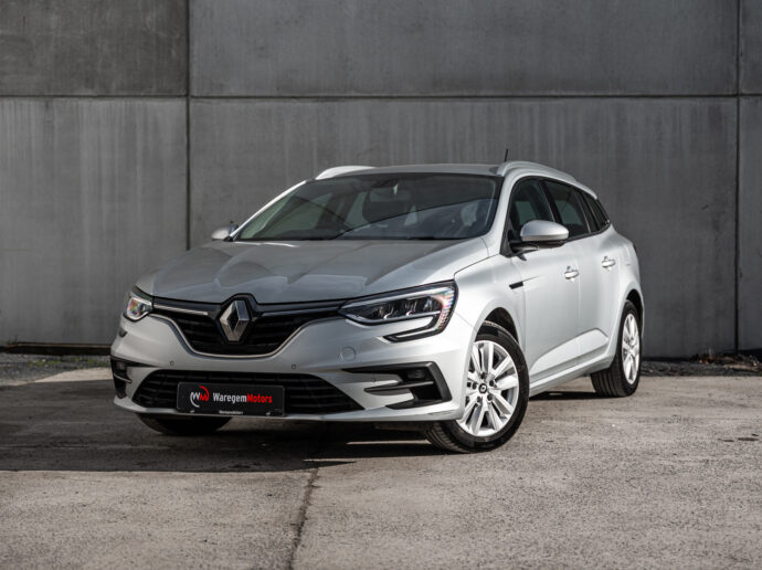 Renault Megane | trekhaak | apple carplay